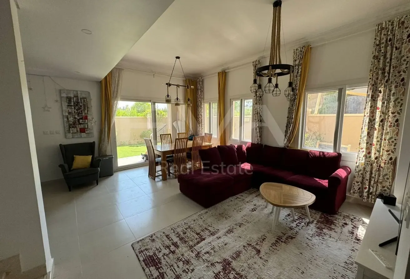 UNFURNISHED | VACANT | PRISTINE CONDITION