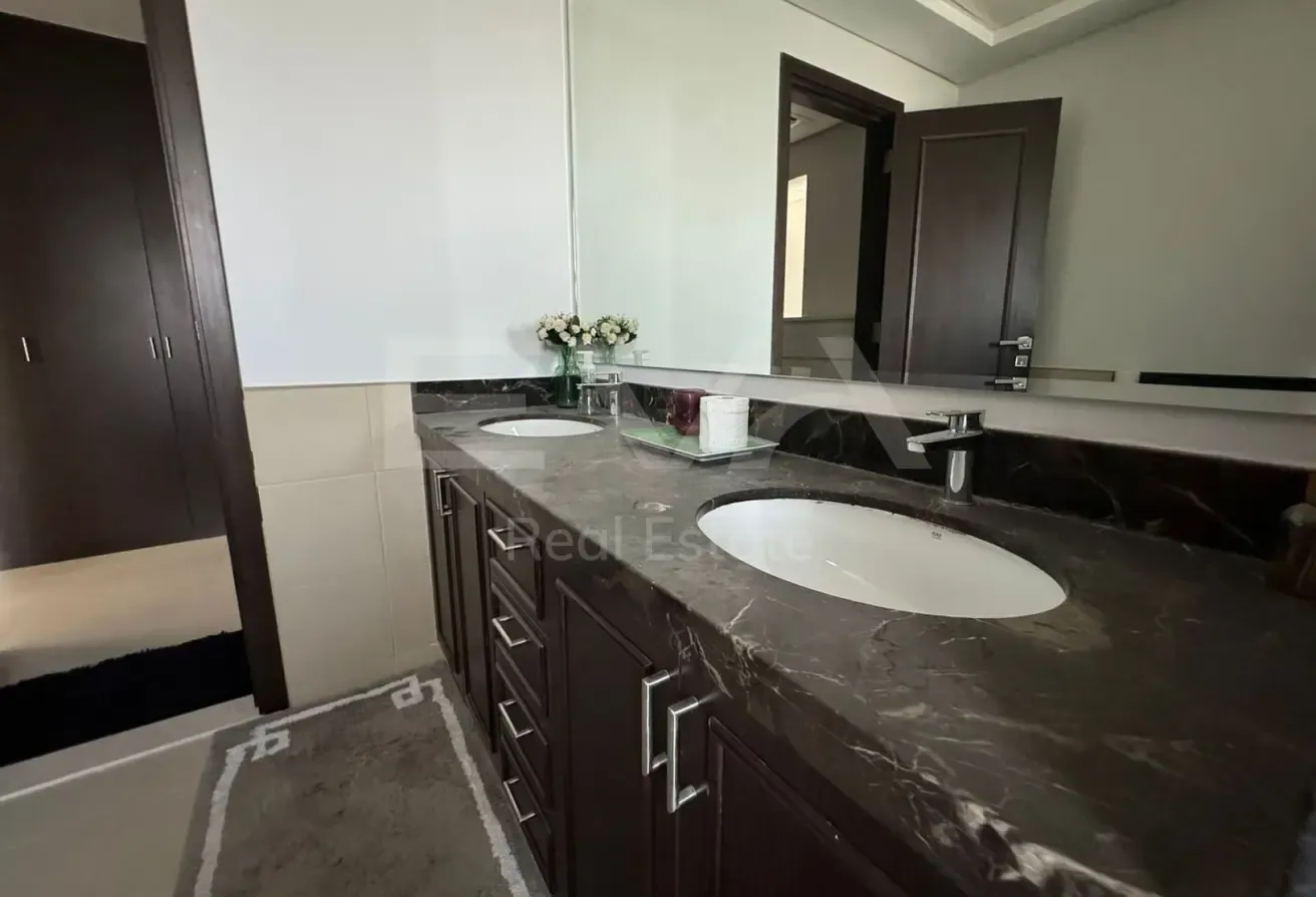 UNFURNISHED | VACANT | PRISTINE CONDITION