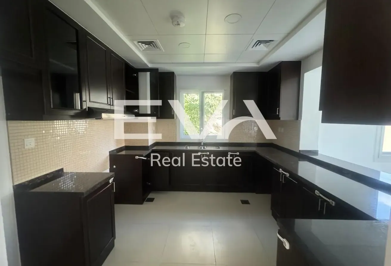 VACANT ON TRANSFER | PRIME LOCATION | 4 BEDROOM
