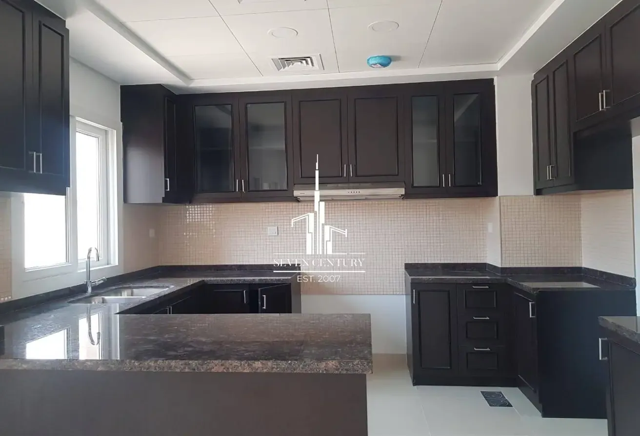 Luxury 2BR + Maid Villa | Prime Location |Tenanted