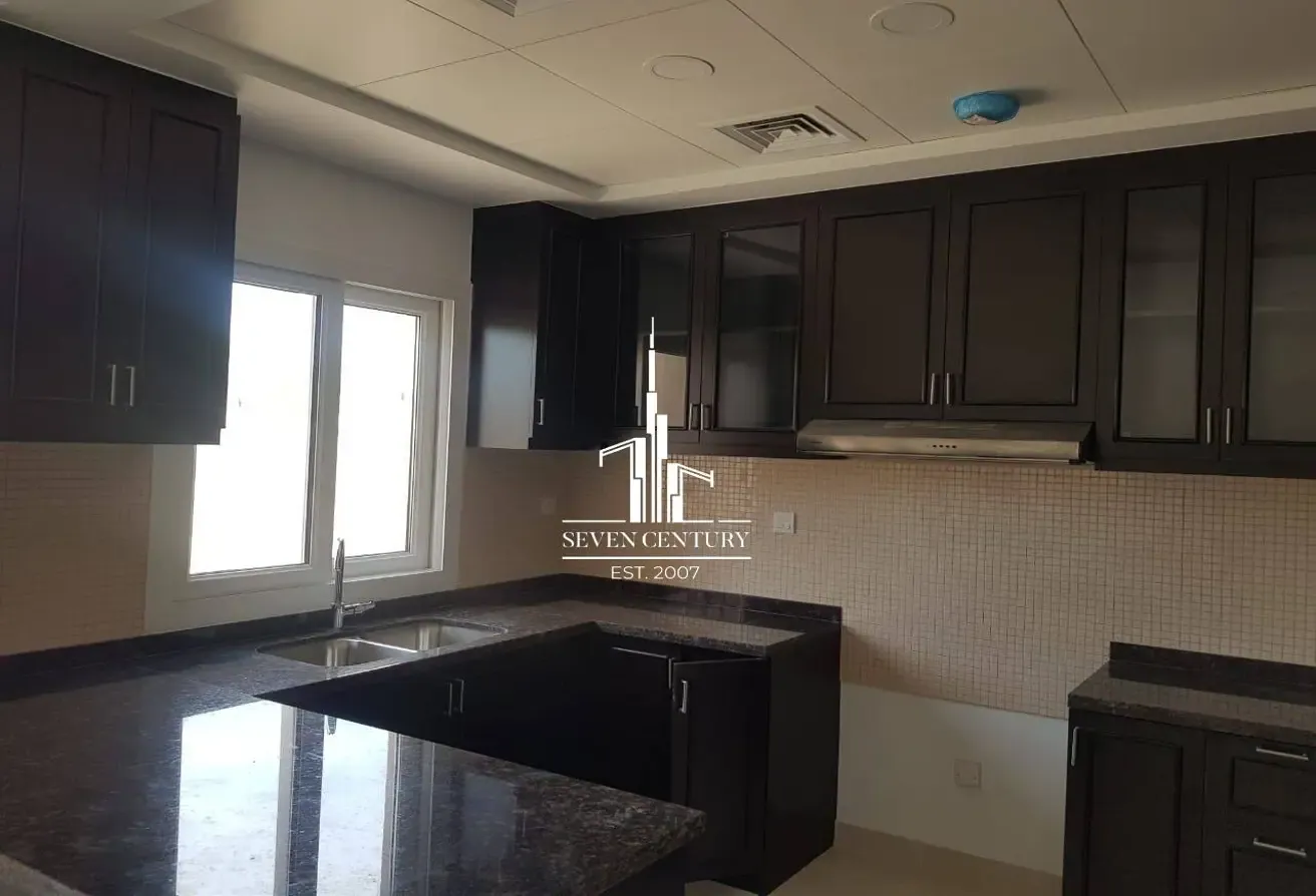 Luxury 2BR + Maid Villa | Prime Location |Tenanted