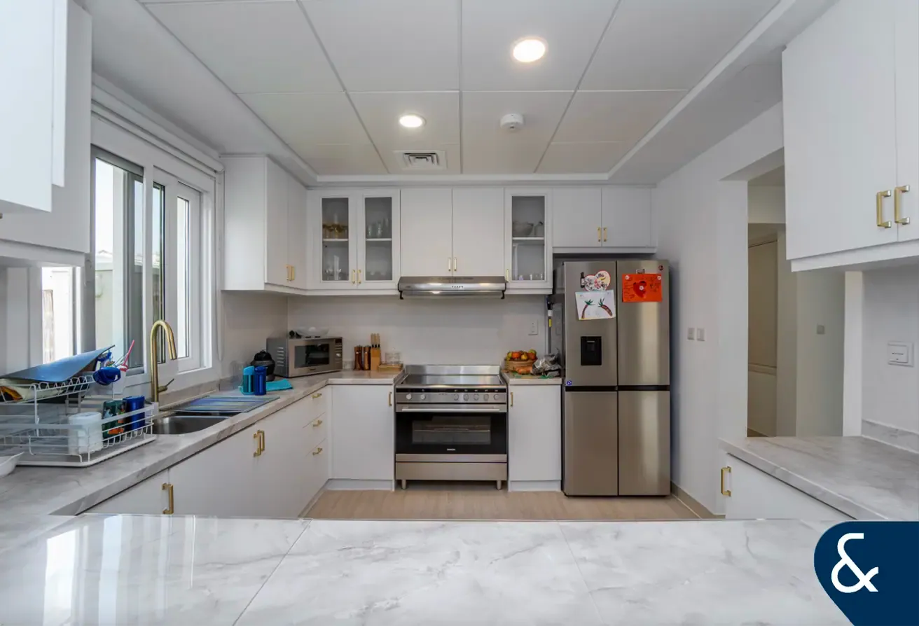 4 Beds | Vacant on Transfer | Backs Park
