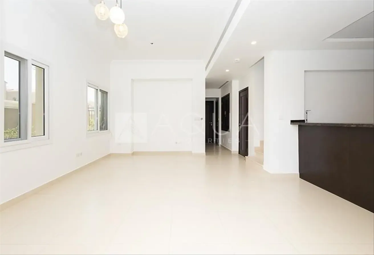 CORNER TYPE B | NEGOTIABLE | VACANT SOON