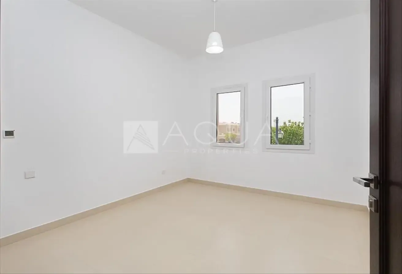 CORNER TYPE B | NEGOTIABLE | VACANT SOON