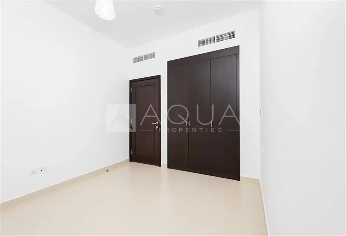 CORNER TYPE B | NEGOTIABLE | VACANT SOON