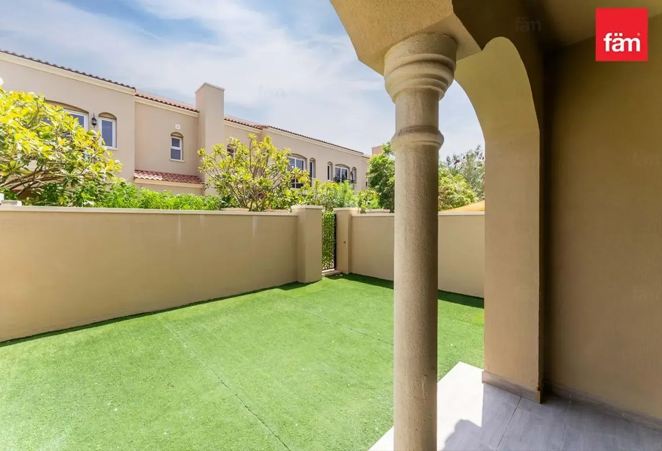 Type B | End Unit | Near Pool & Community Park