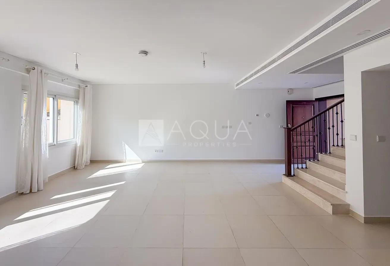 NEGOTIABLE | 3 BED VACANT | BEST LOCATION