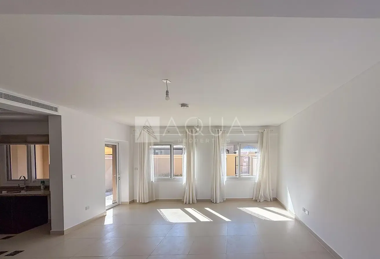 NEGOTIABLE | 3 BED VACANT | BEST LOCATION