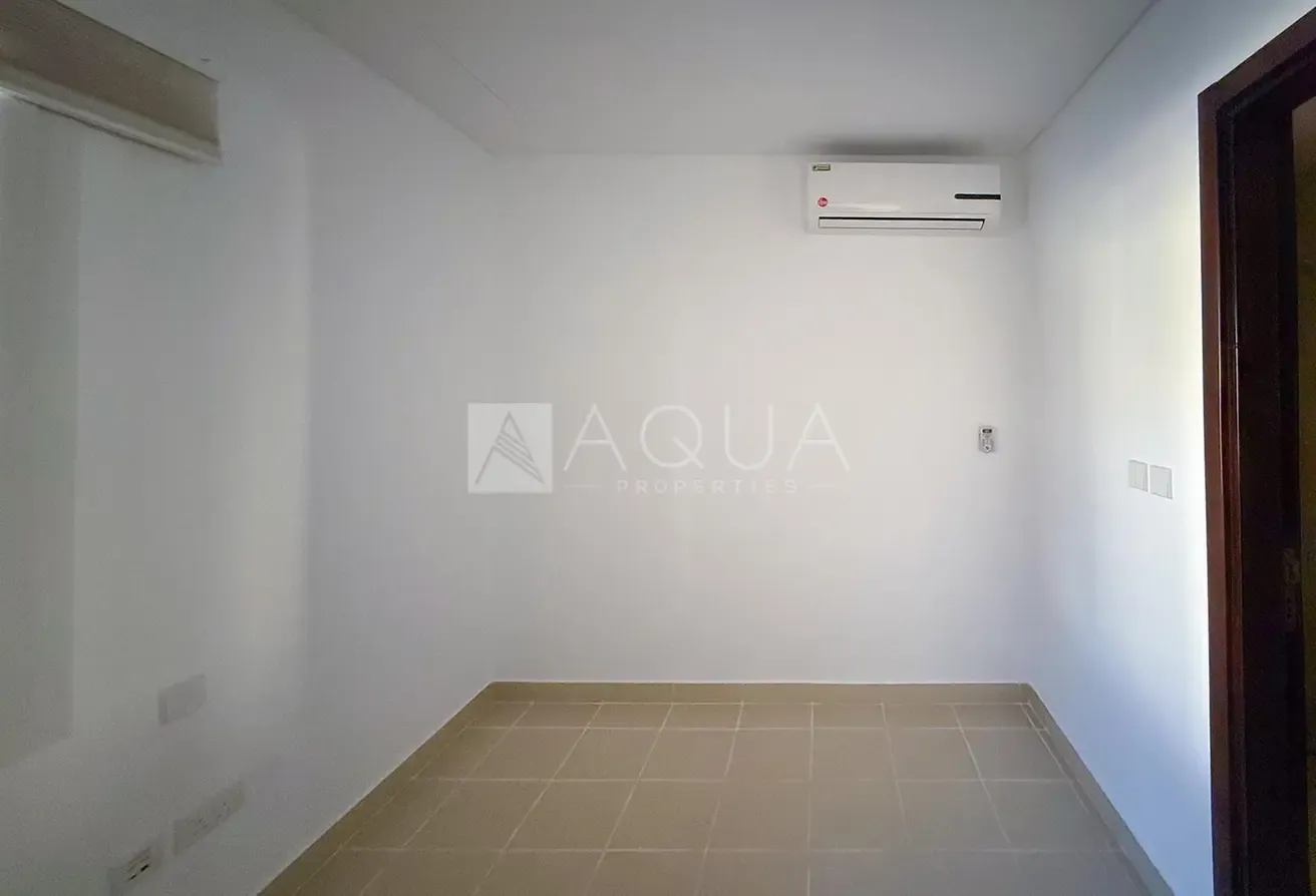 NEGOTIABLE | 3 BED VACANT | BEST LOCATION
