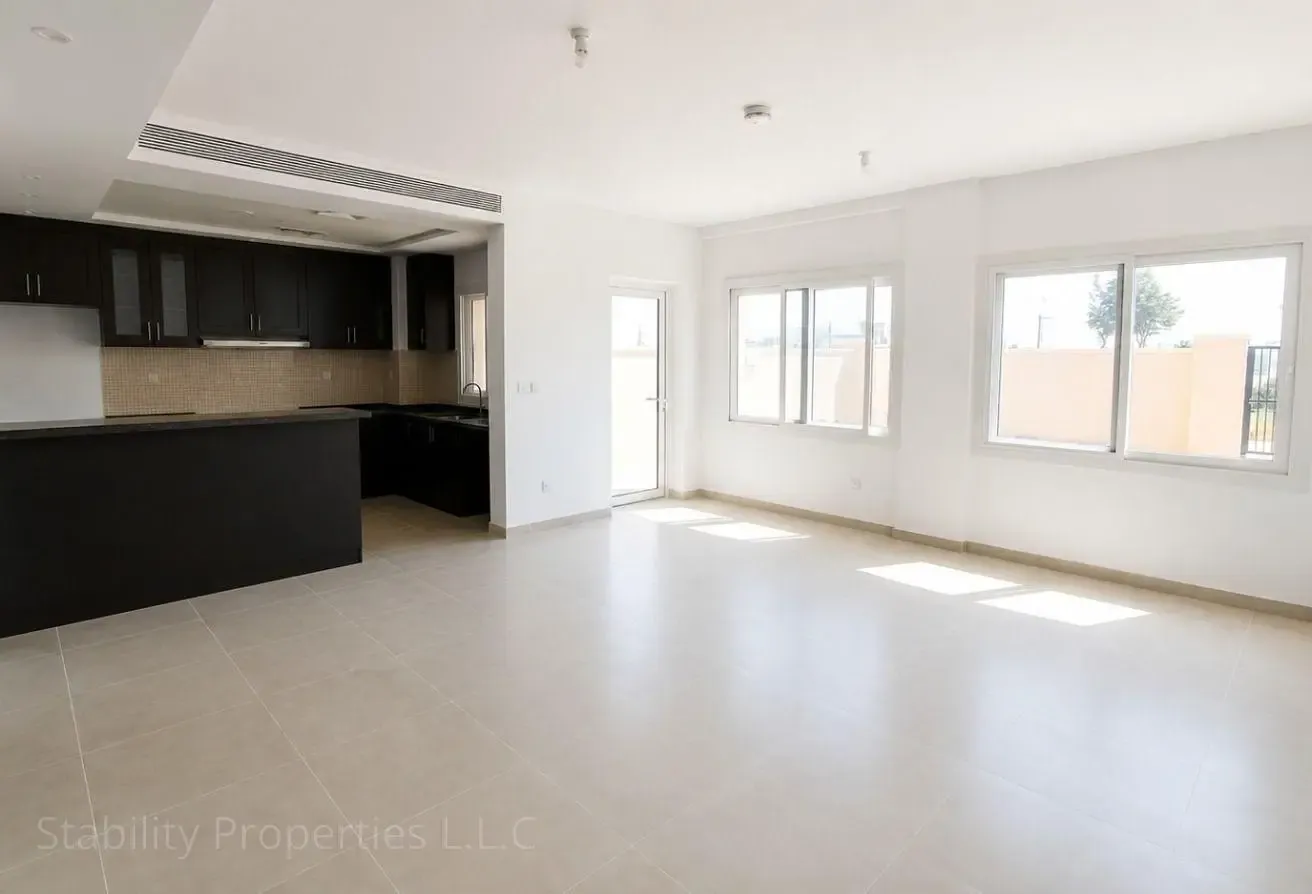 NEGOTIABLE! | SEMI DETACHED VILLA | POOL ACCESS