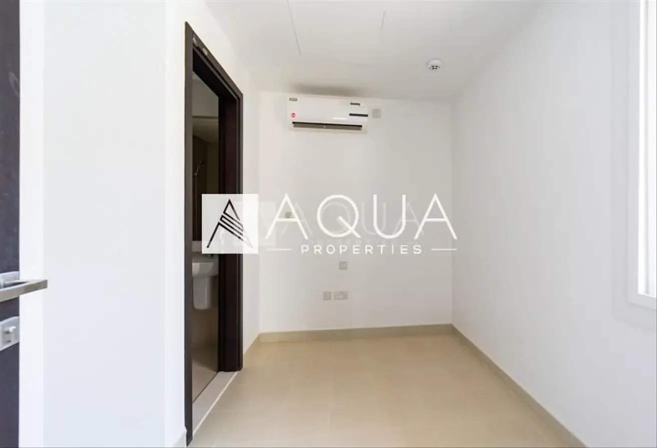 VACANT | TYPE B | CORNER UNIT | NEAR PARK