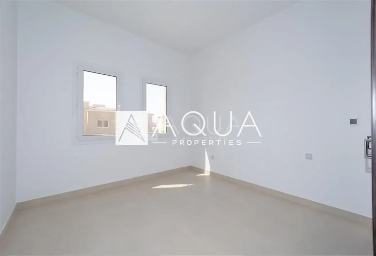 VACANT | TYPE B | CORNER UNIT | NEAR PARK