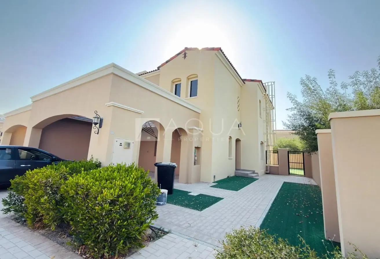 VACANT CORNER UNIT | TYPE B | NEAR PARK
