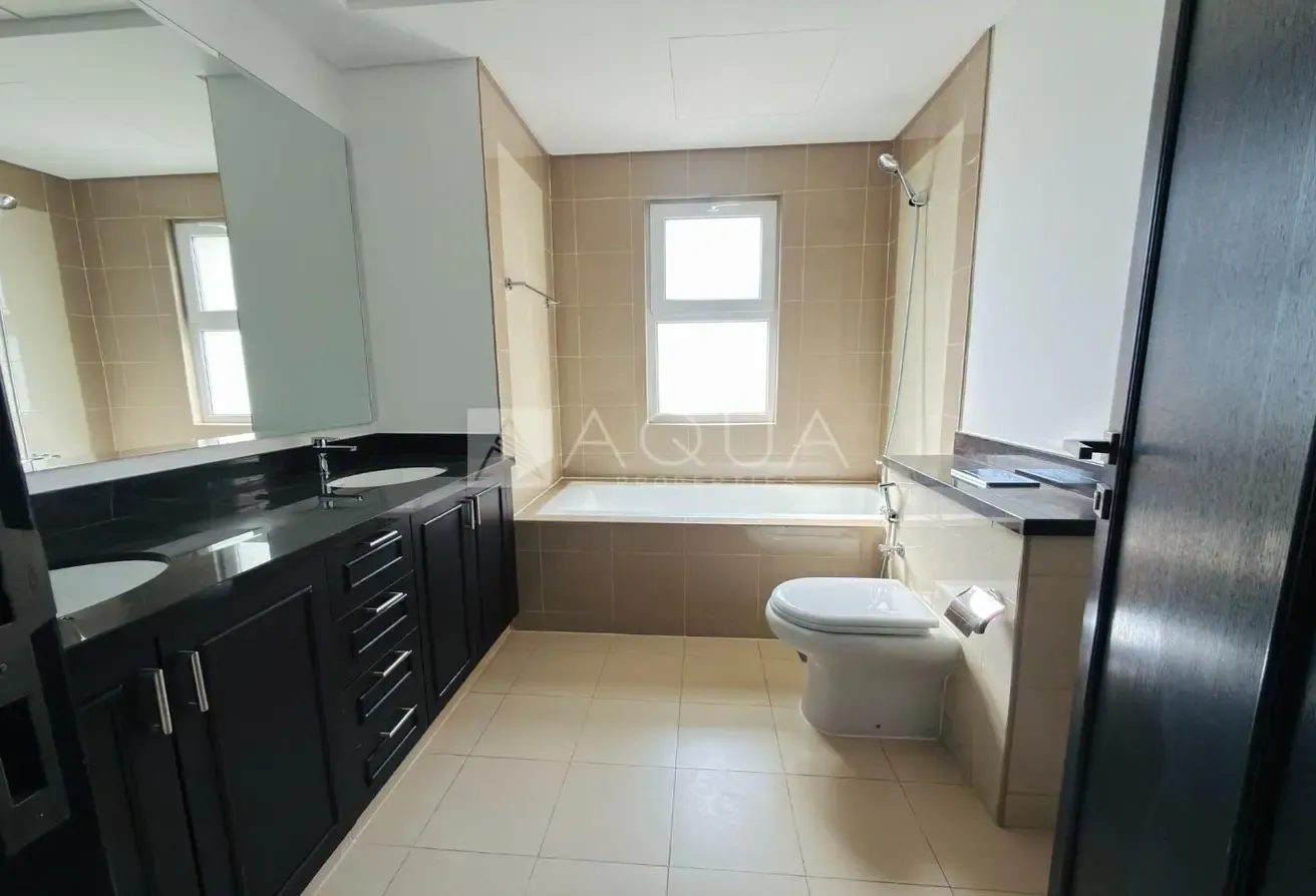 VACANT CORNER UNIT | TYPE B | NEAR PARK