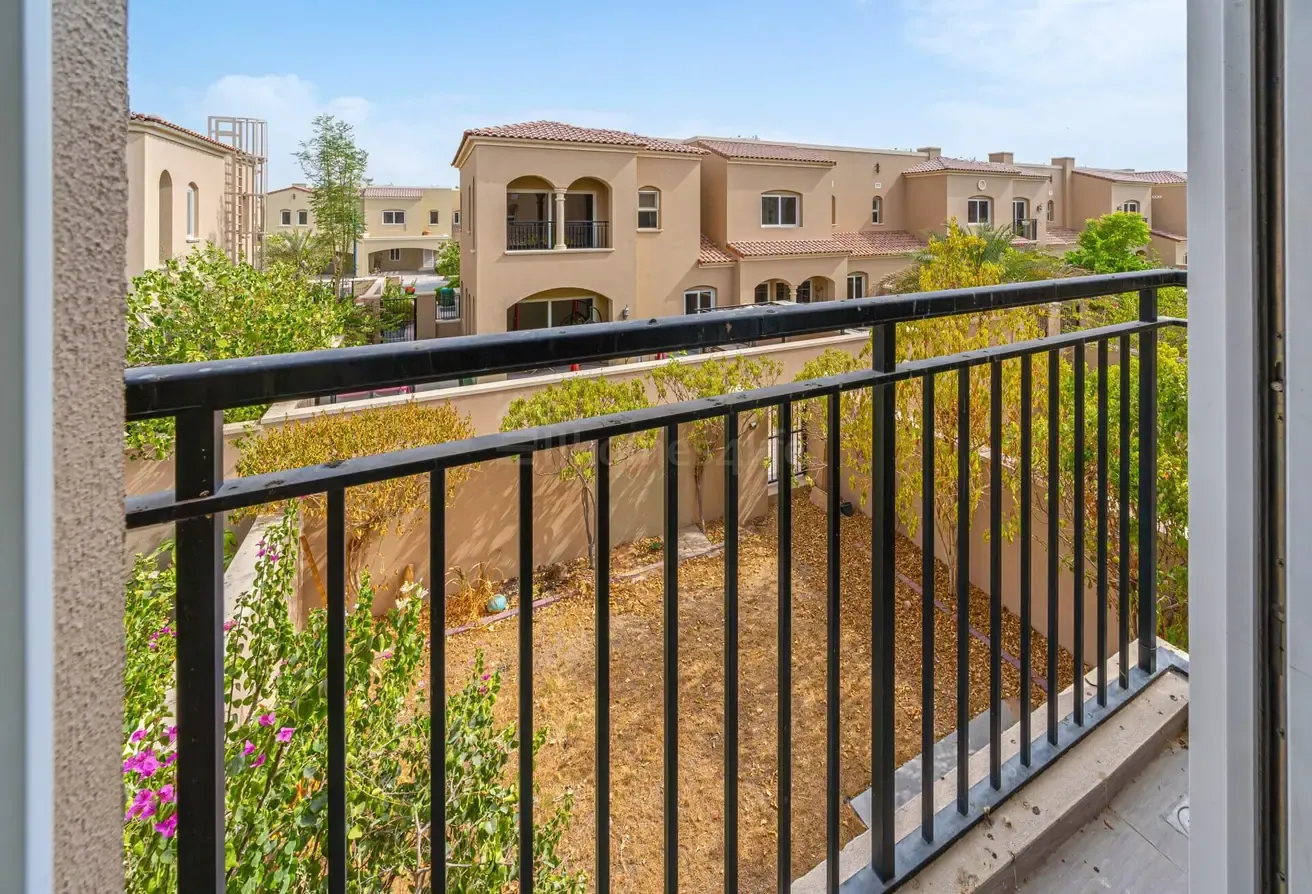 2 BR | CLOSE TO PARK & POOL | EXCLUSIVE