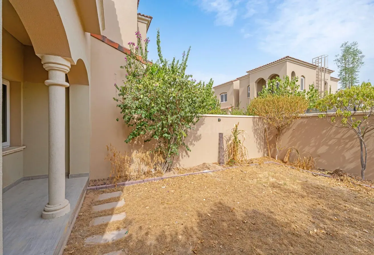 2 BR | CLOSE TO PARK & POOL | EXCLUSIVE