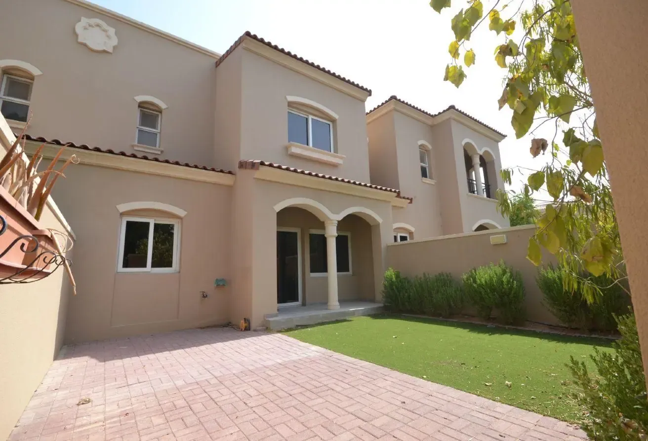 Single Row | 2 BR + Maid's | Good ROI | Tenanted