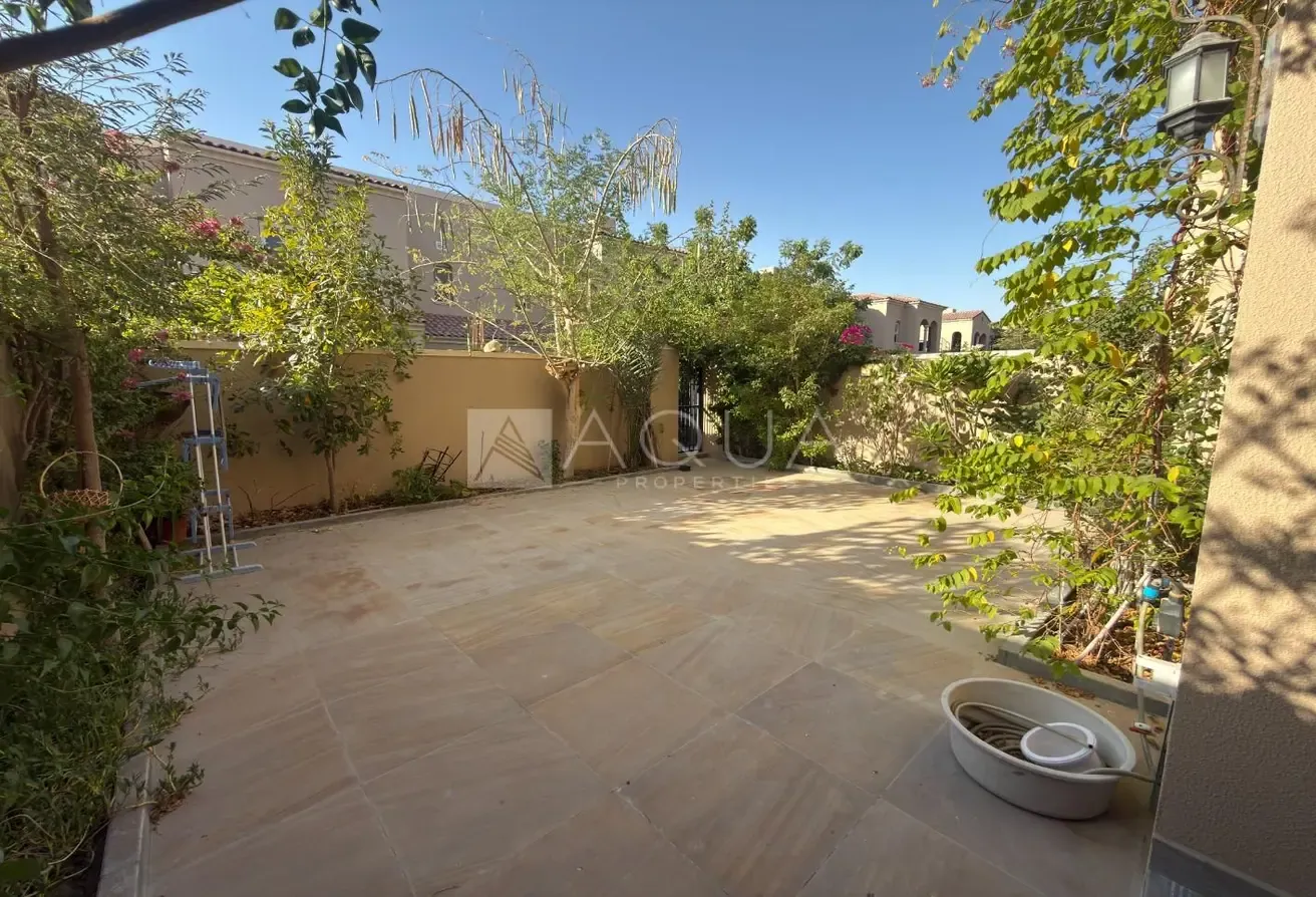 VACANT | 3 BED | TYPE C | BIG PLOT