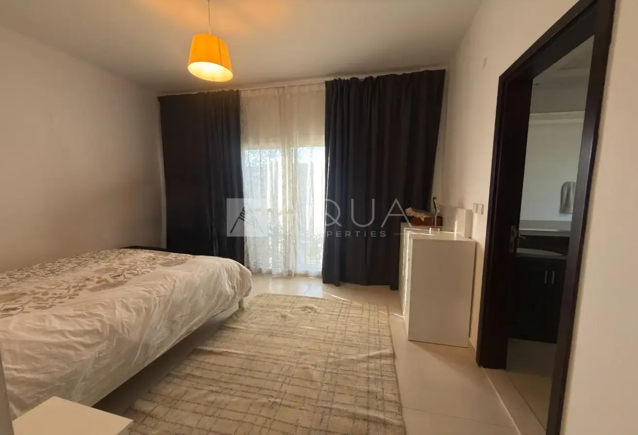 VACANT | 3 BED | TYPE C | BIG PLOT