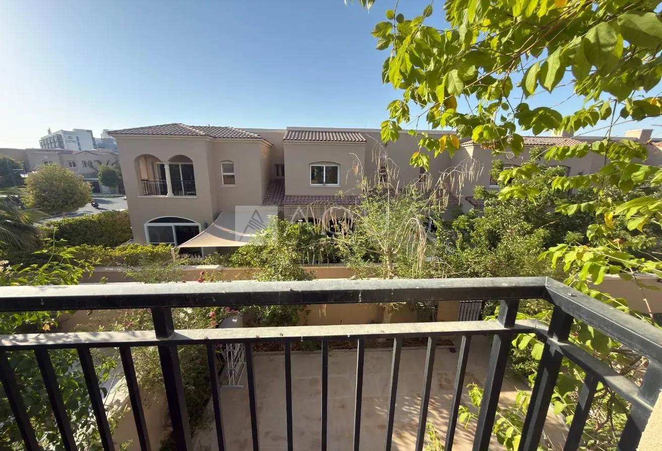 VACANT | 3 BED | TYPE C | BIG PLOT
