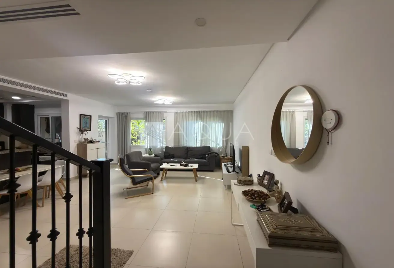 VACANT | 3 BED | TYPE C | BIG PLOT