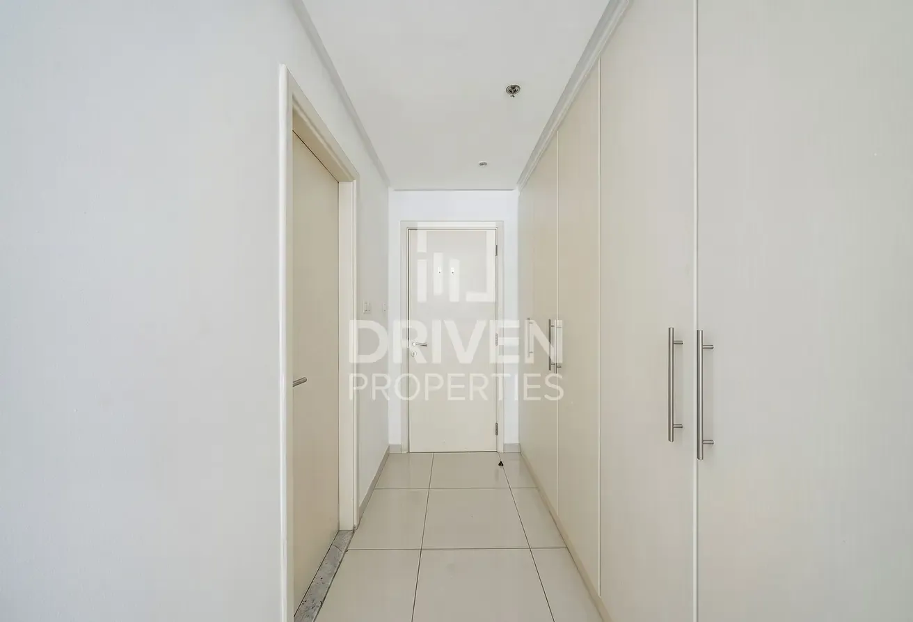 Spacious | Maids Room| Fully Furnished | Vacant