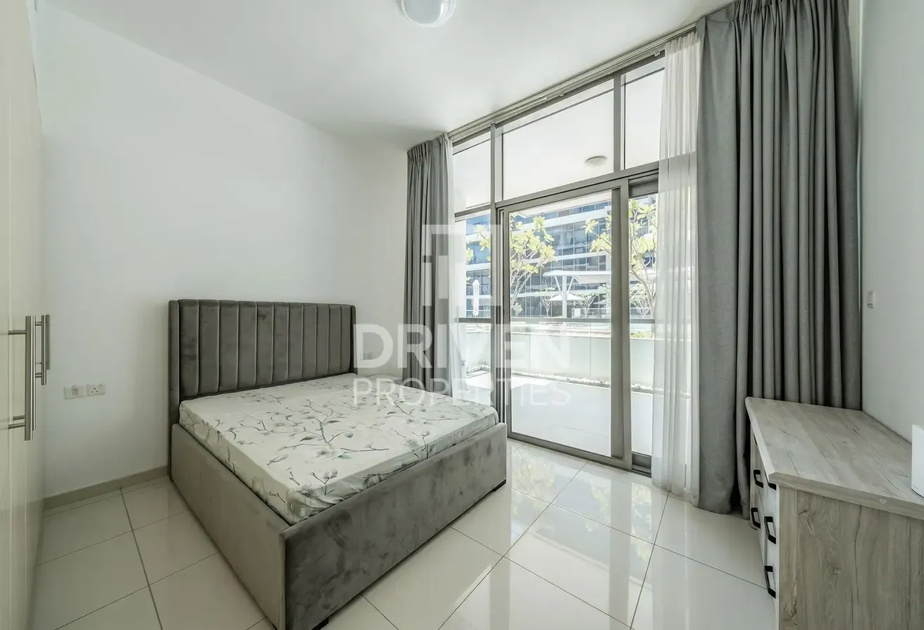 Spacious | Maids Room| Fully Furnished | Vacant