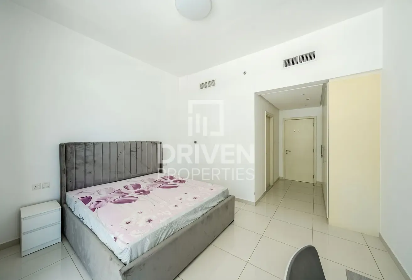 Spacious | Maids Room| Fully Furnished | Vacant