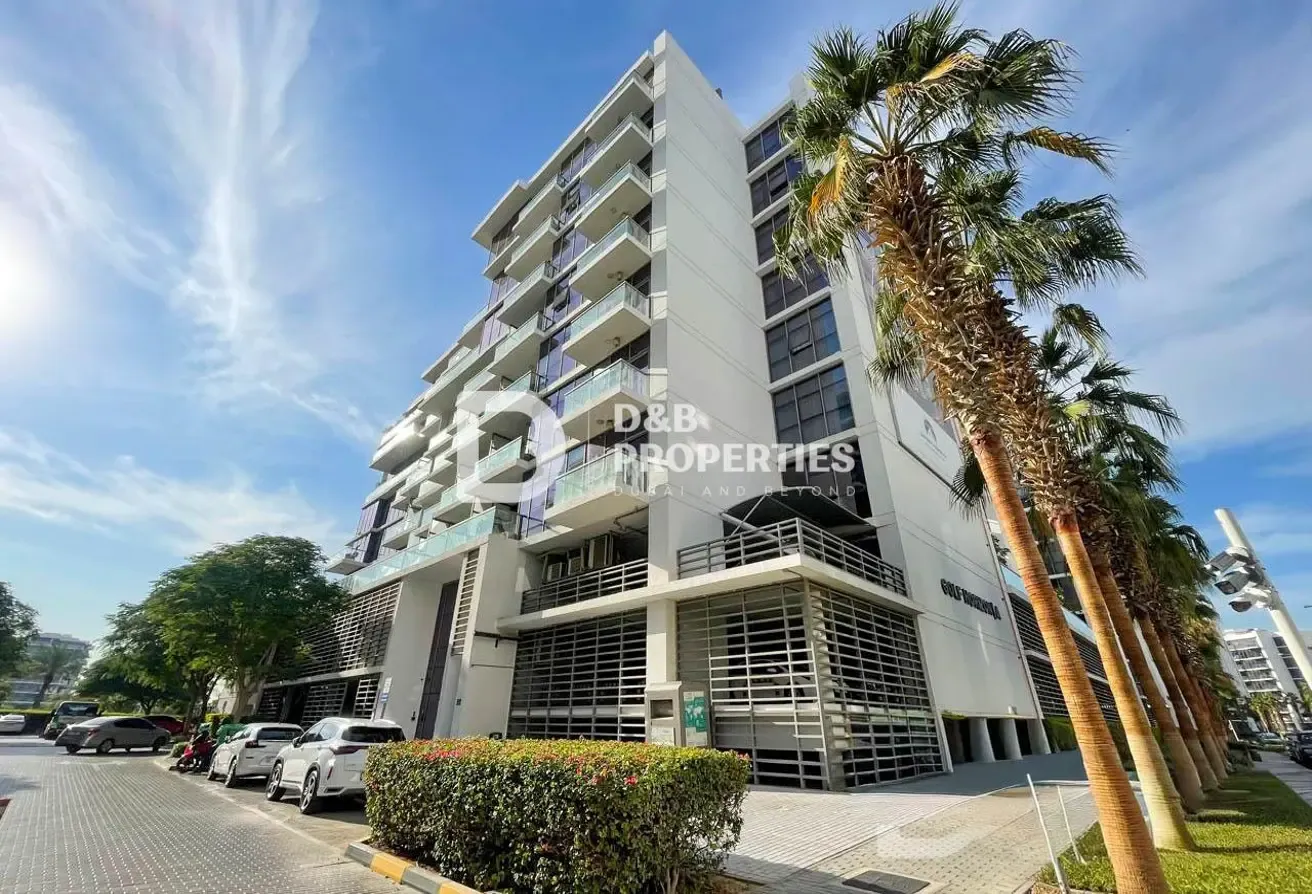 Direct Park Access | Furnished | Vacant