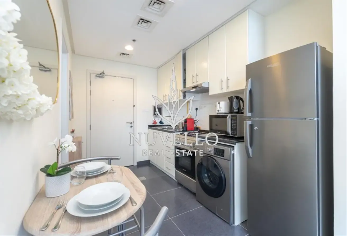 FULLY FURNISHED | GOLF VIEWS | VACANT