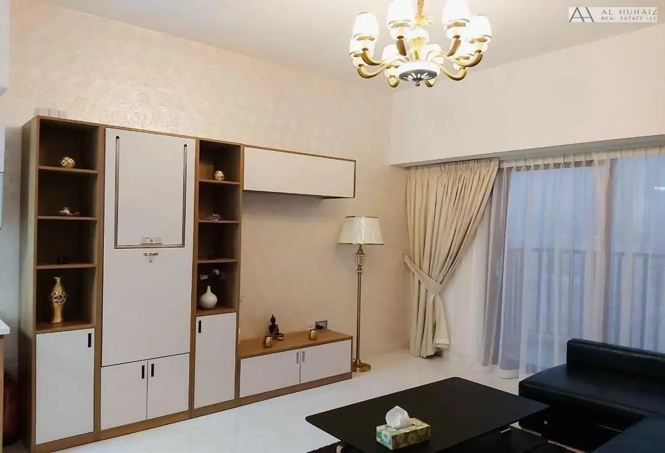 HIGH-RISE | FULLY FURNISHED | CLOSE TO METRO