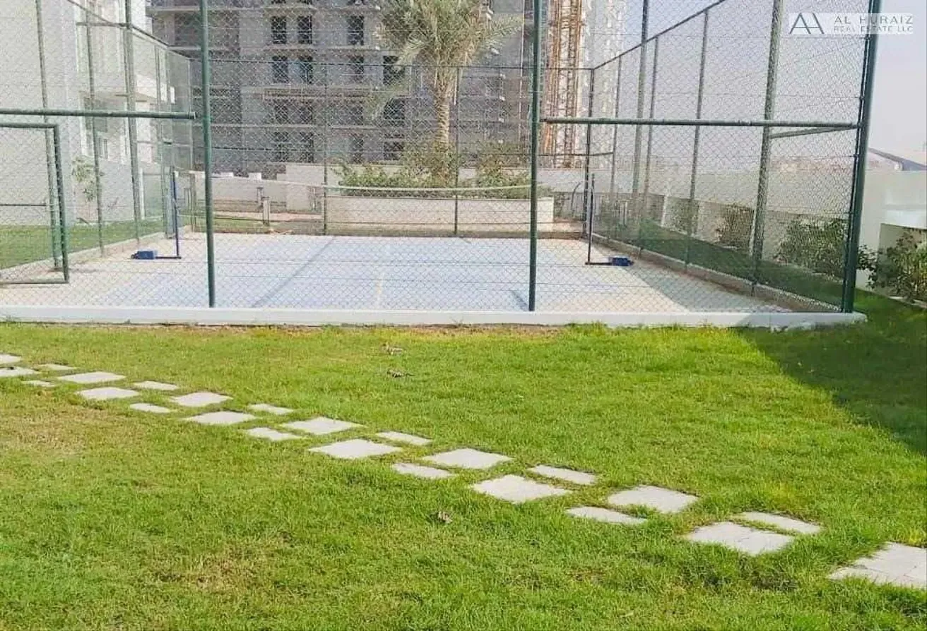 HIGH-RISE | FULLY FURNISHED | CLOSE TO METRO