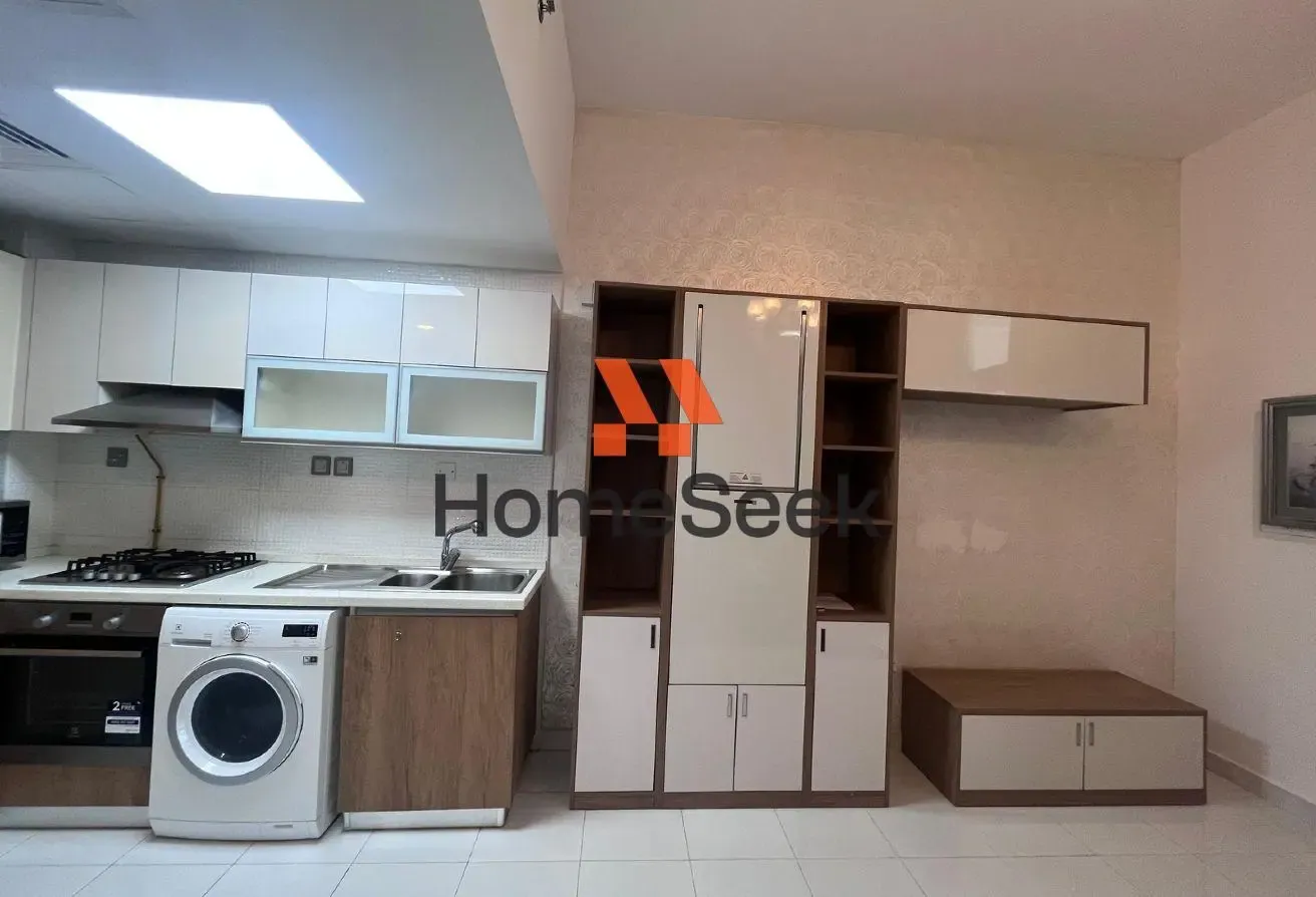 Vacant - High Floor - High ROI - Fully Furnished