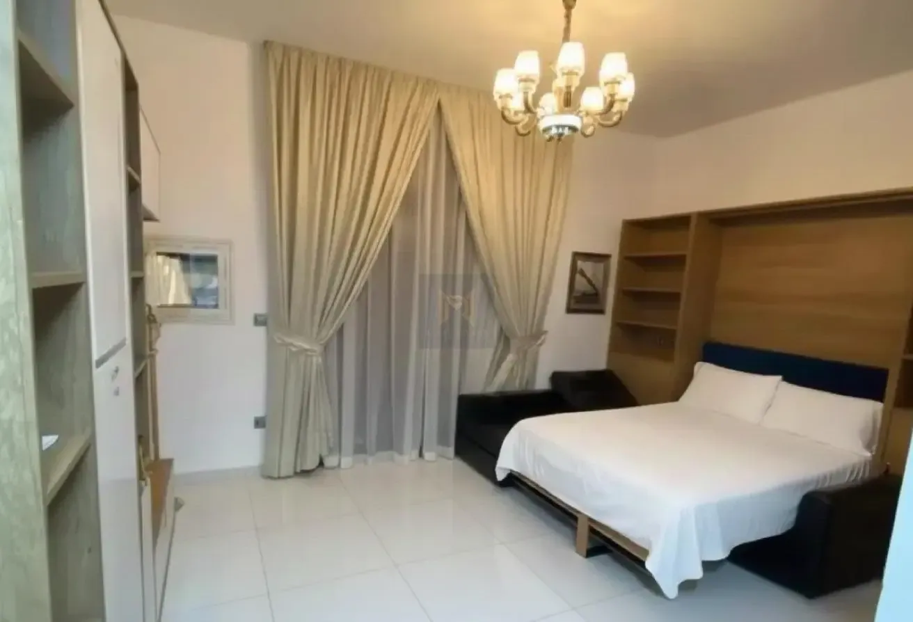 FULLY FURNISHED STUDIO FOR SALE | STARZ TOWER 1