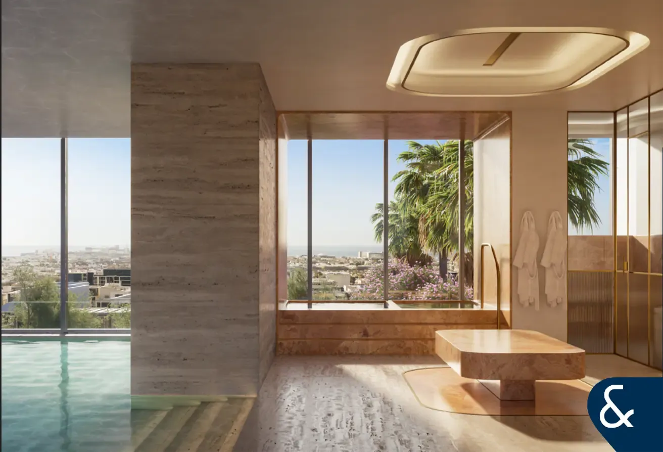 Top Quality l Luxury Living l HIgh Floor