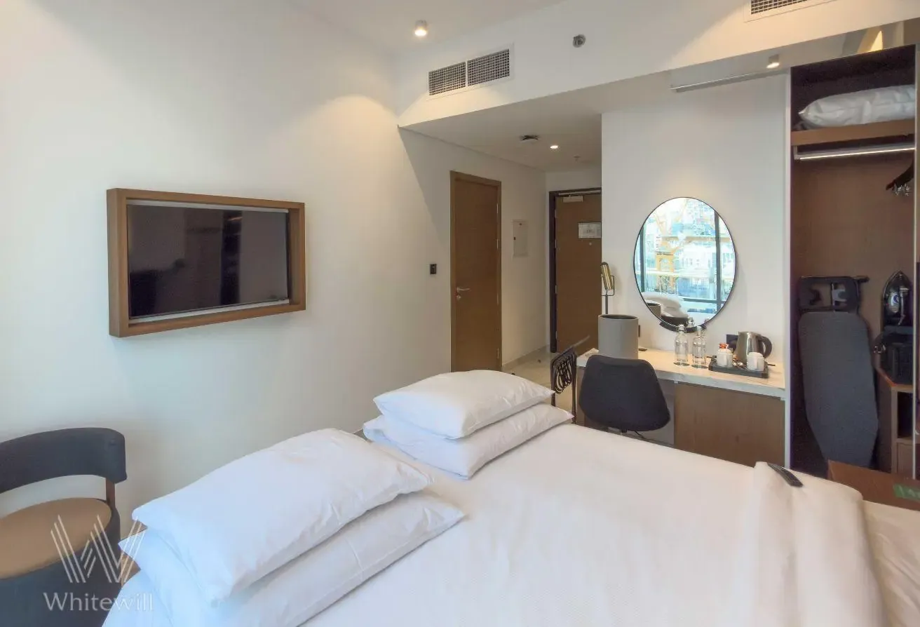 Stylish High-Floor Investment Unit | Furnished