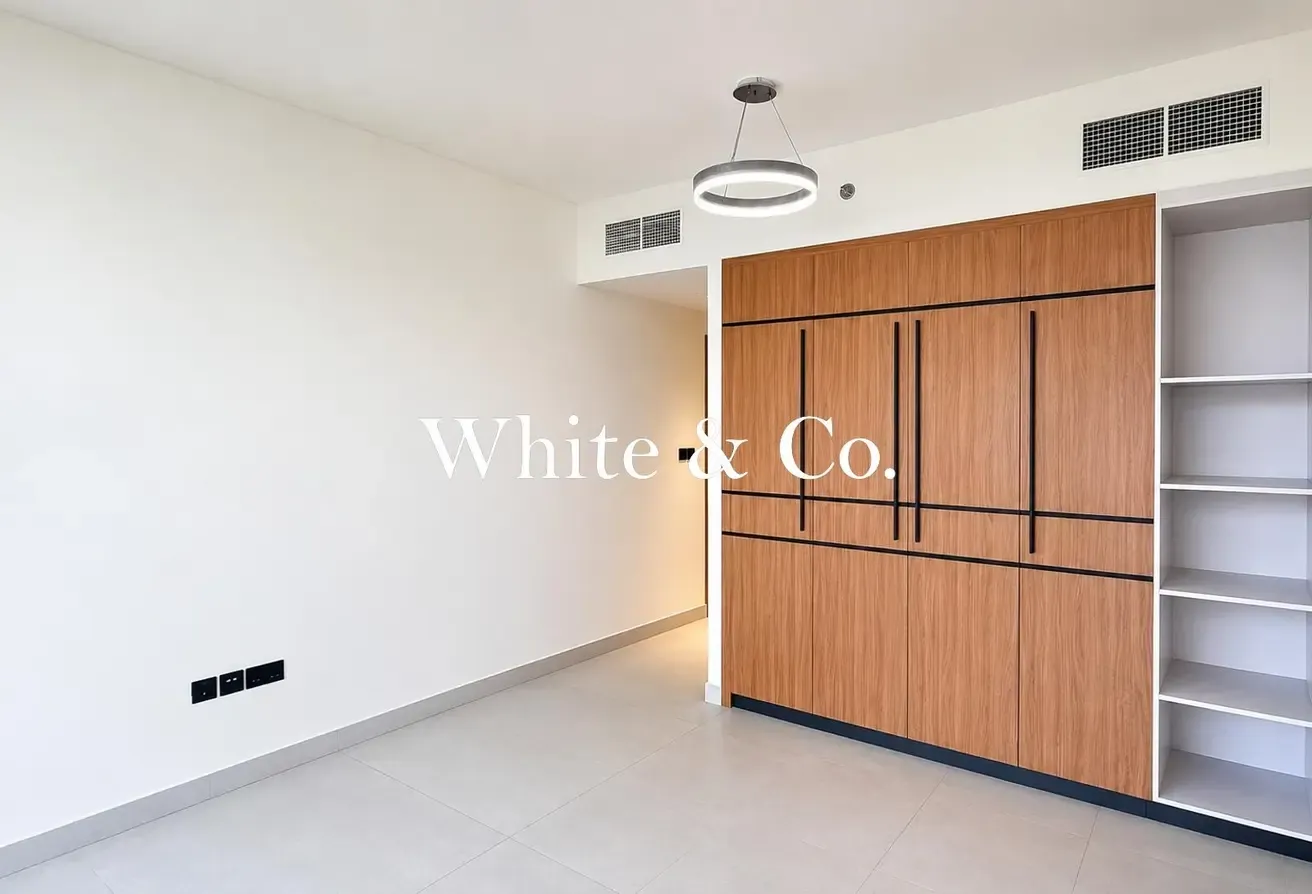 Mid Floor | Kitchen Island | Vacant Now