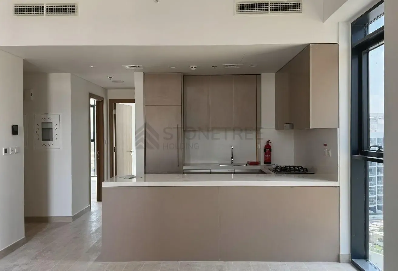 Brand new | Middle Floor | Lagoon View | Vacant