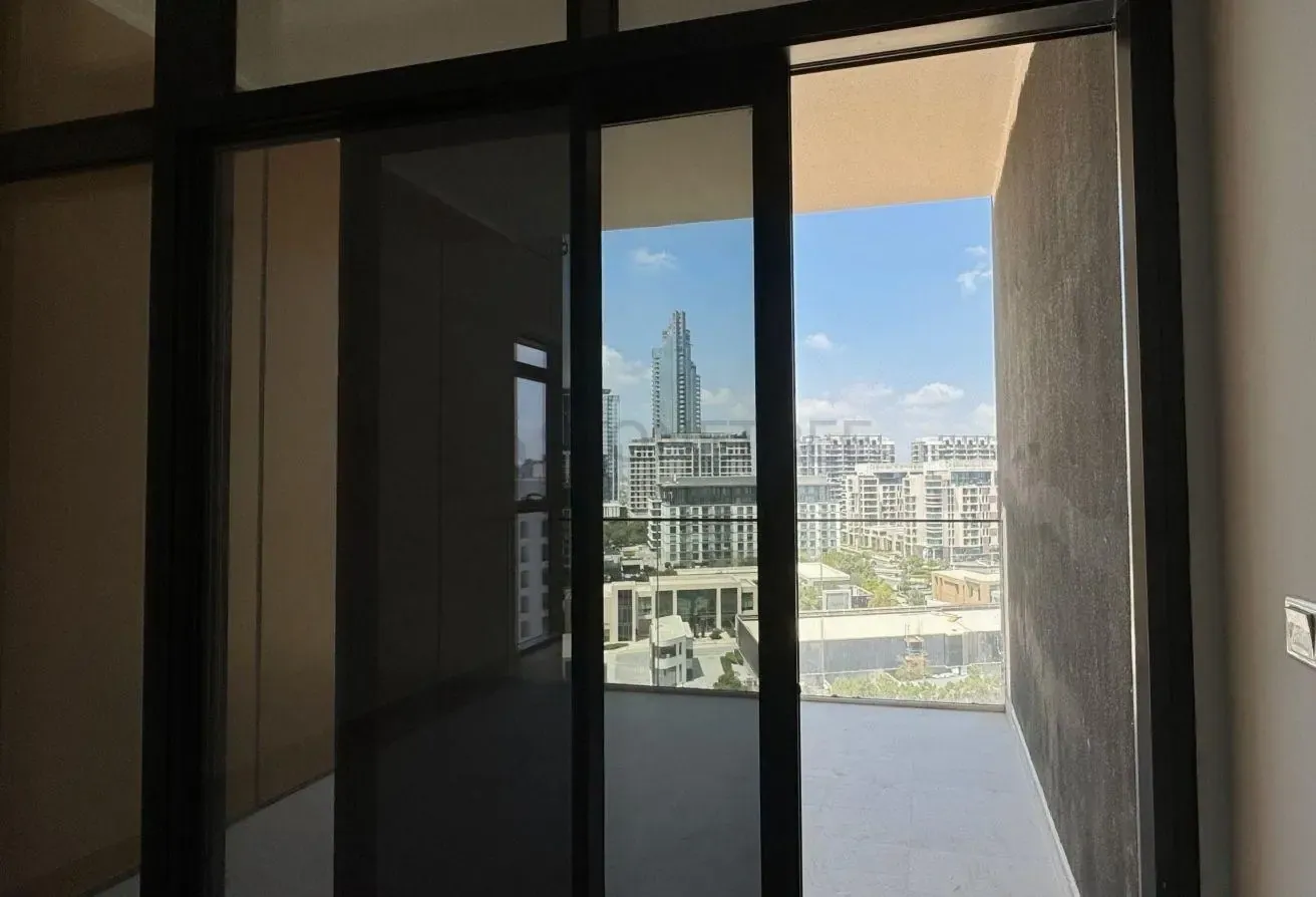 Brand new | Middle Floor | Lagoon View | Vacant