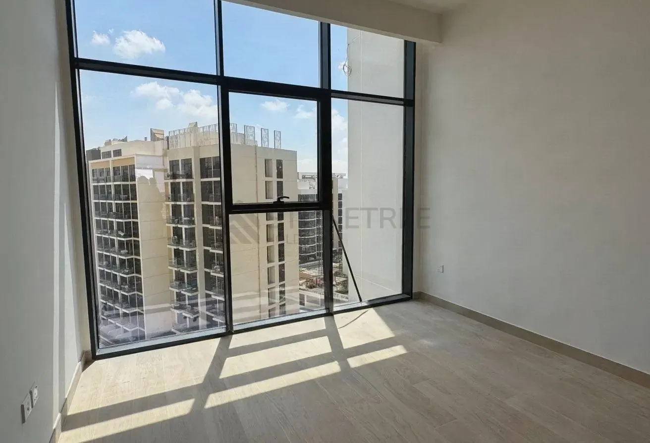 Brand new | Middle Floor | Lagoon View | Vacant