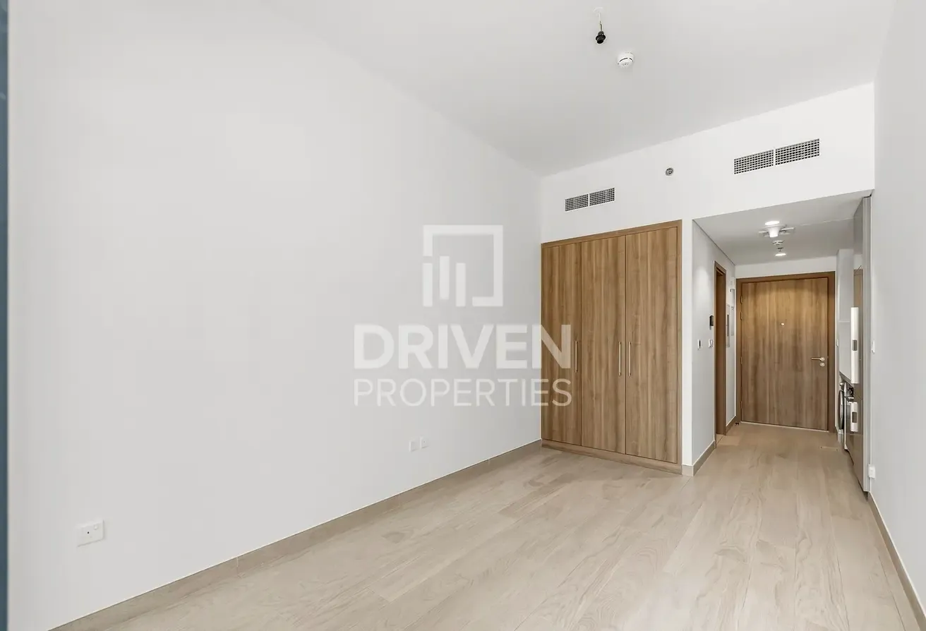 Prime Unit | Outstanding Amenities | Best Deal
