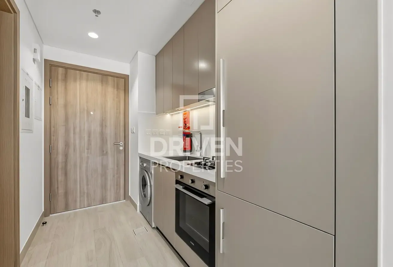 Prime Unit | Outstanding Amenities | Best Deal