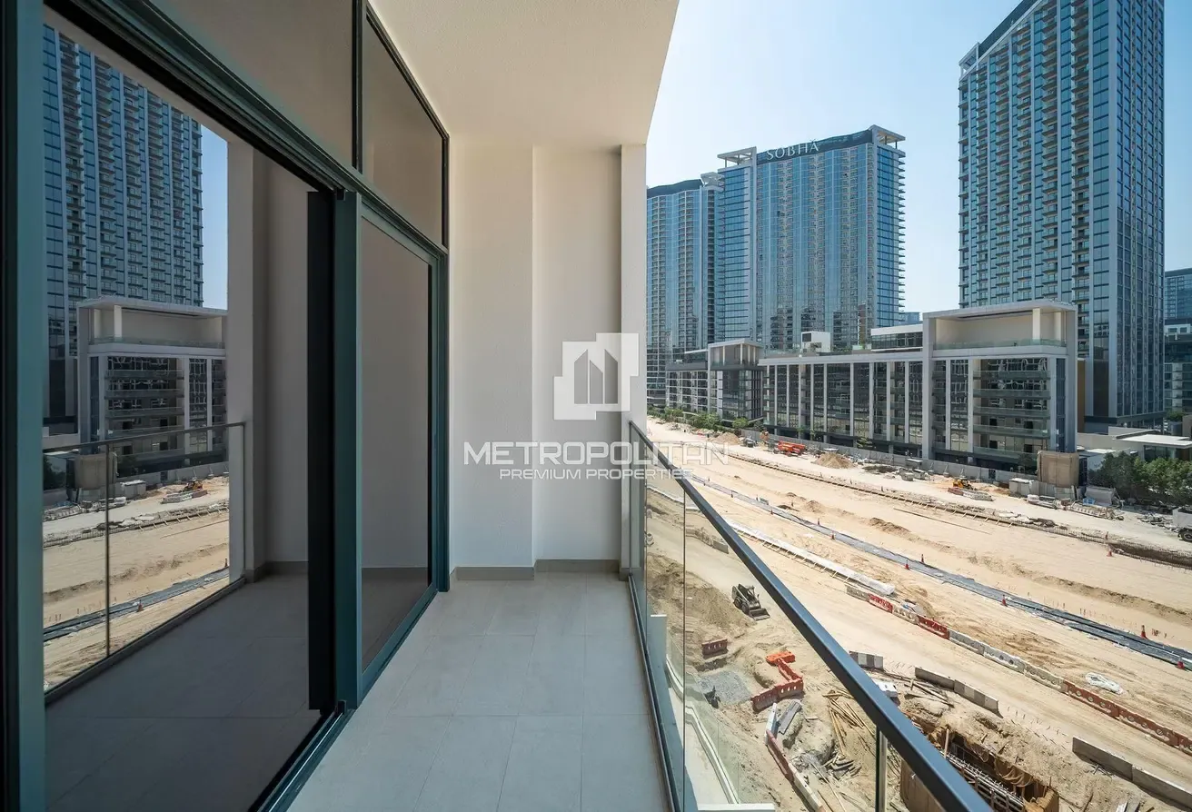 Waterfront Studio | High ROI | Lagoon View