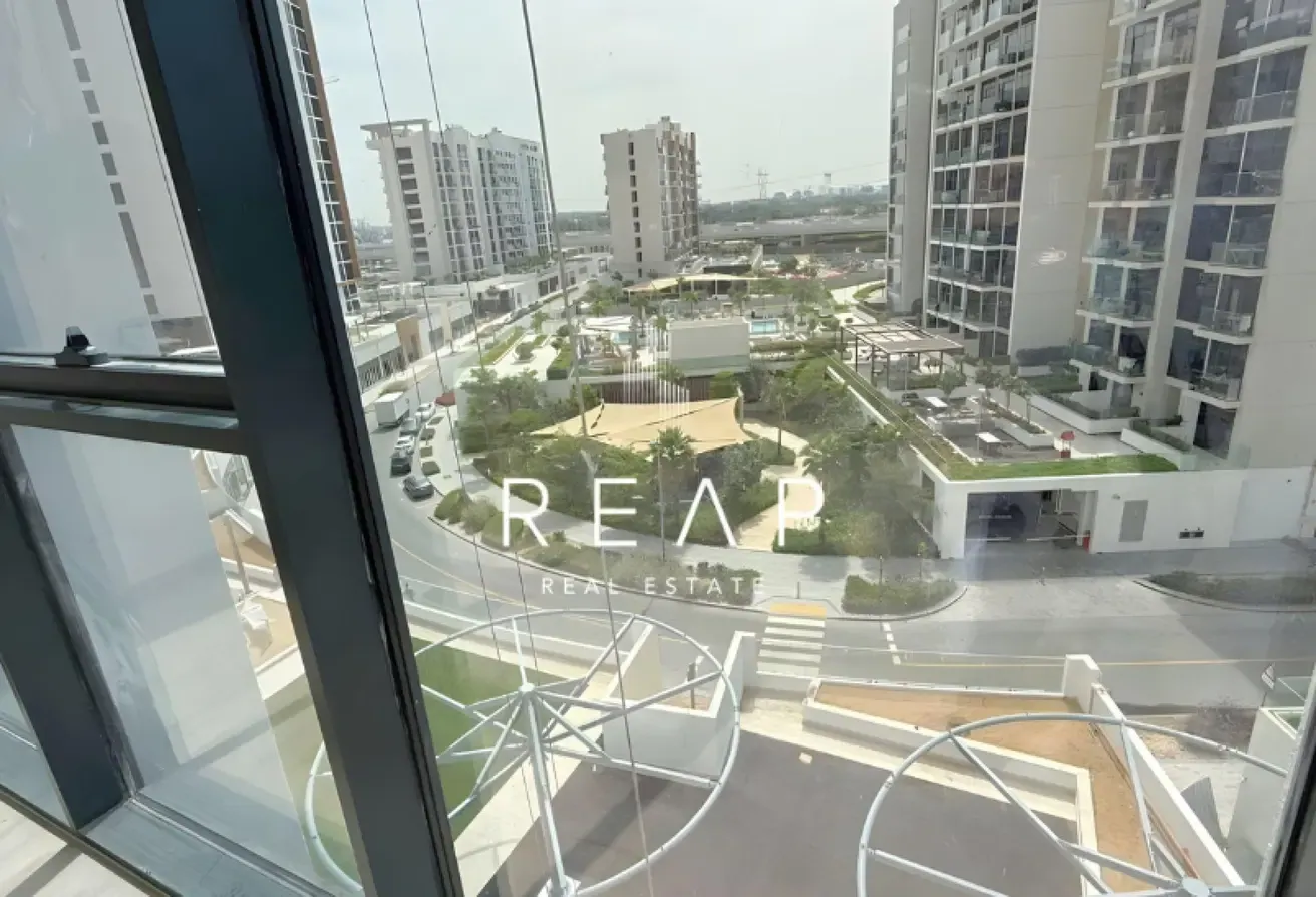 Pool and Park View | Exclusive | Beachfront