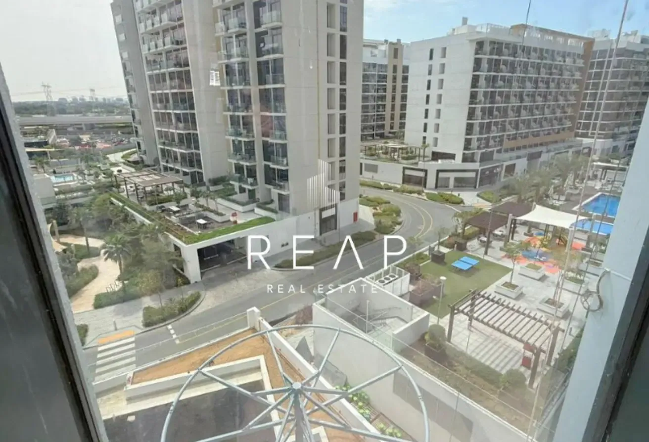 Pool and Park View | Exclusive | Beachfront