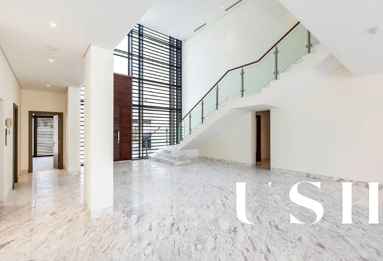 Luxury Villa | Full Lagoon View | Large Plot