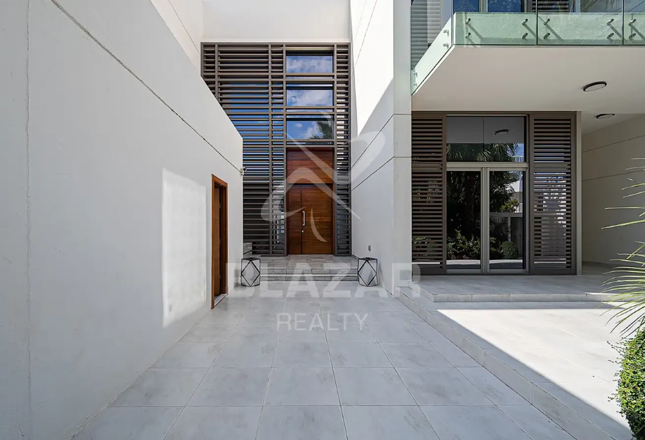 Vastu I Vacant I On the lagoon