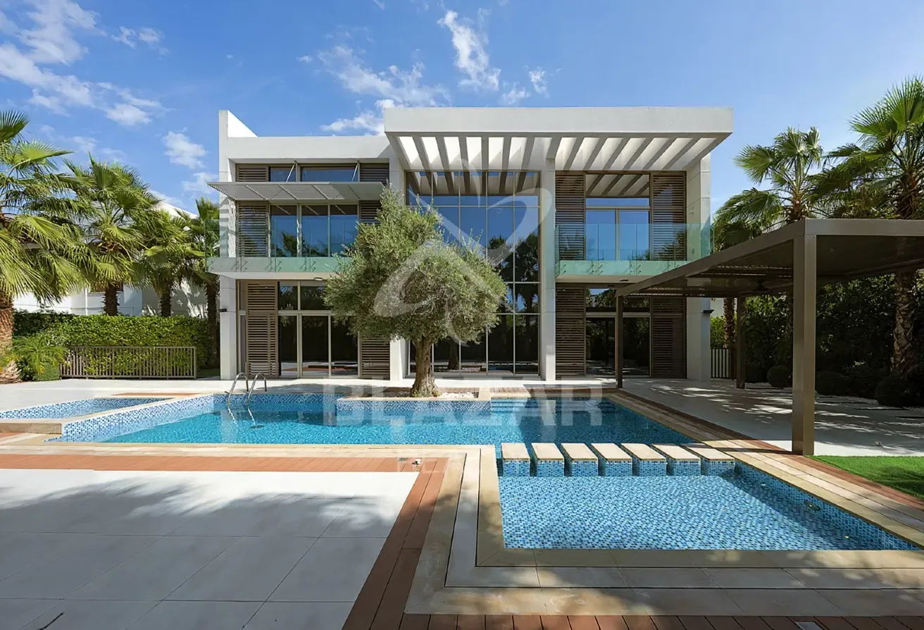 Vastu I Vacant I On the lagoon
