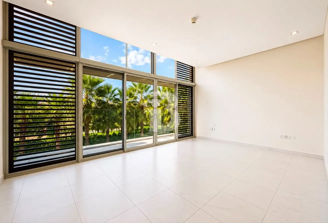 Walk to Crystal Lagoon| Best Value for 6BR