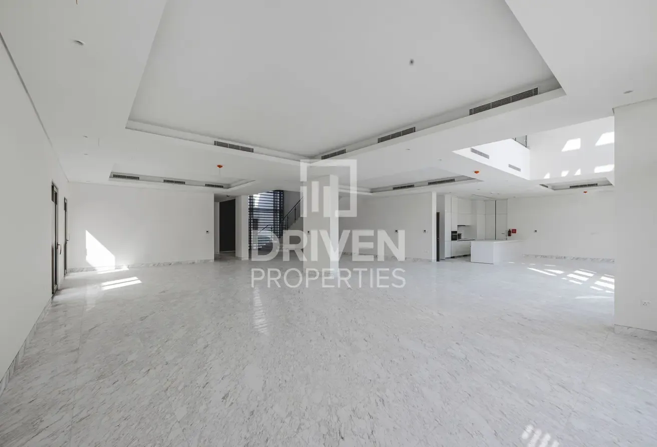 Stunning Lagoon Facing | Corner Villa with Privacy